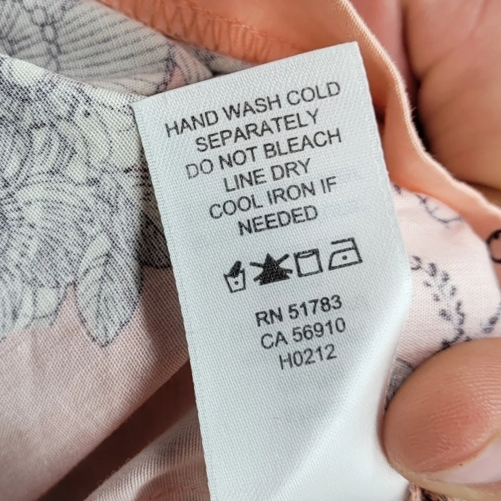 Maurice’s light peach‎ dress with black and white floral pattern Size 9/10
